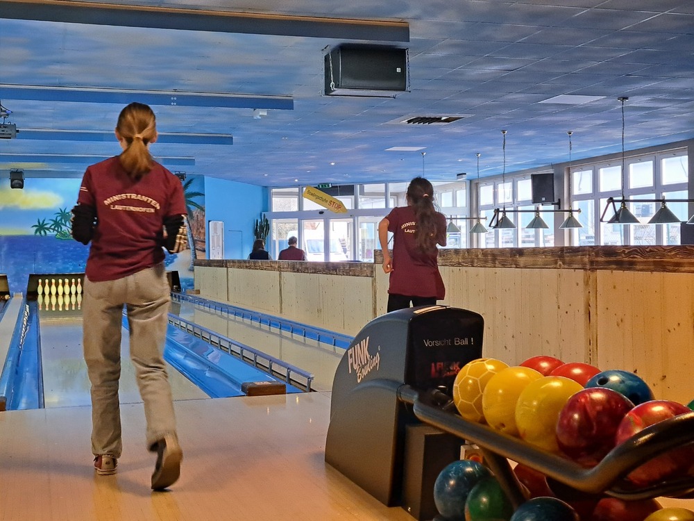 Bowling der Ministranten in Velburg