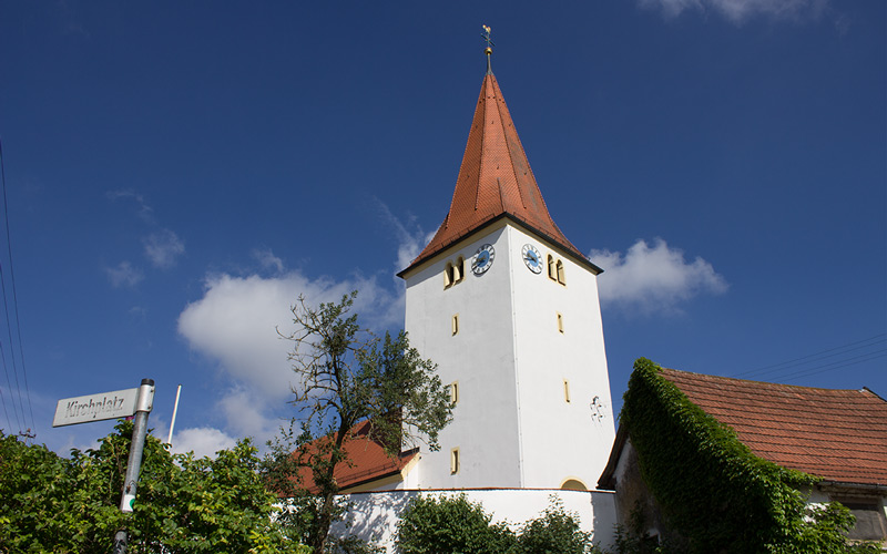 Kirche Traunfeld